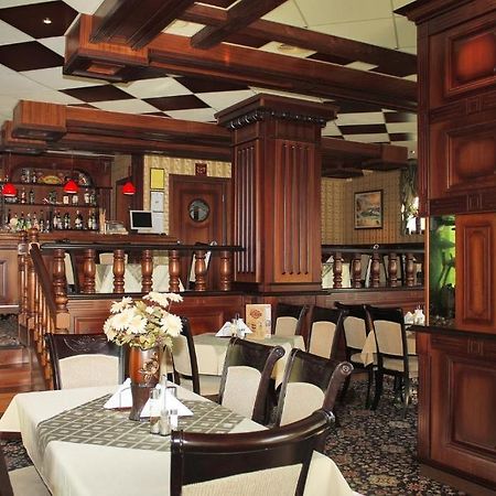 Hotel Dukov 奥布佐尔 外观 照片